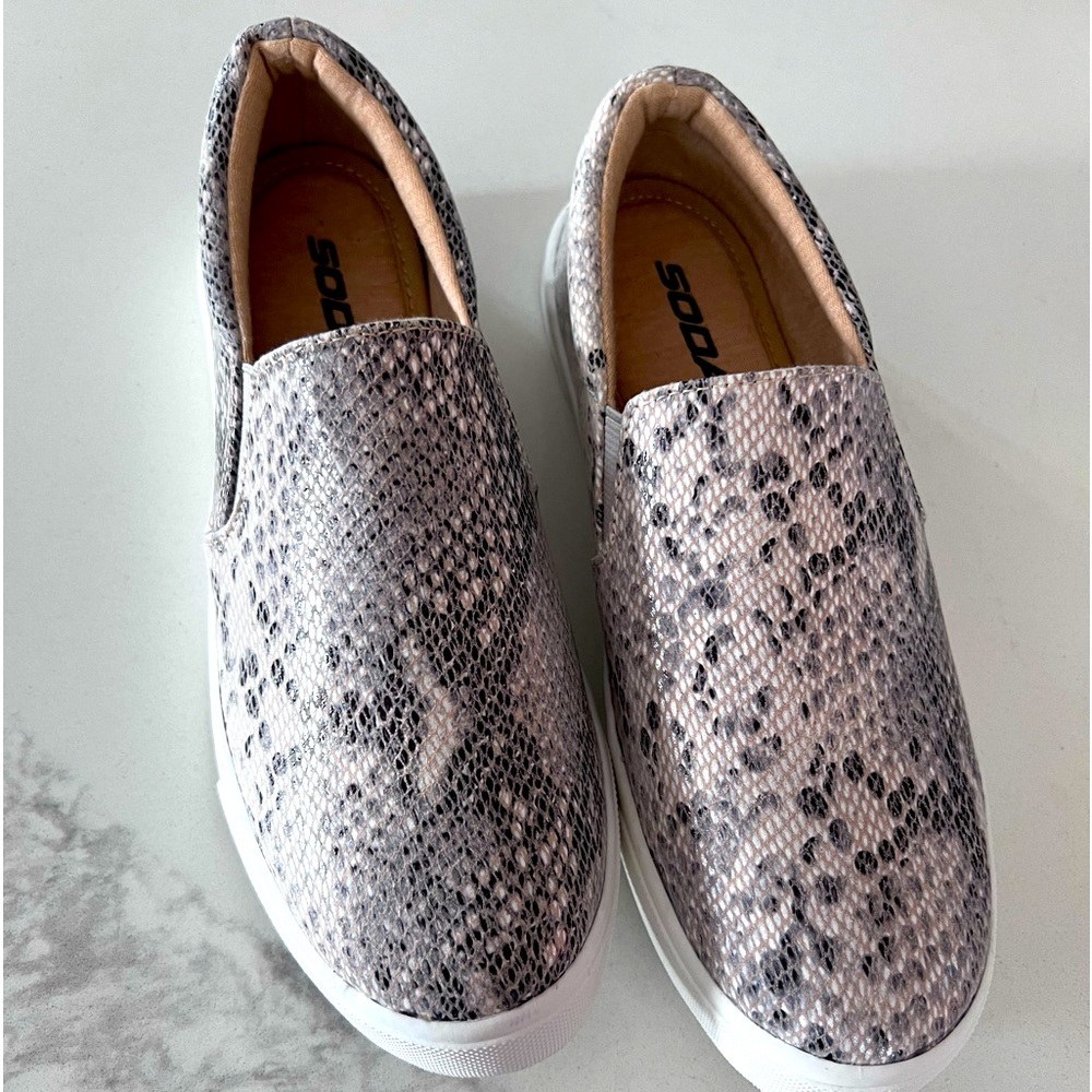 Soda brand slip ons ,with memory foam brand new never worn